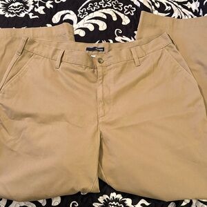 Men's khakis tan Pants chinos size 38x32. Washed but never worn!